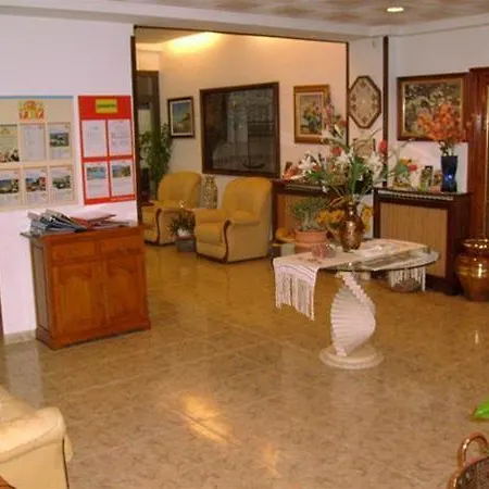 Venecia Otel 3*